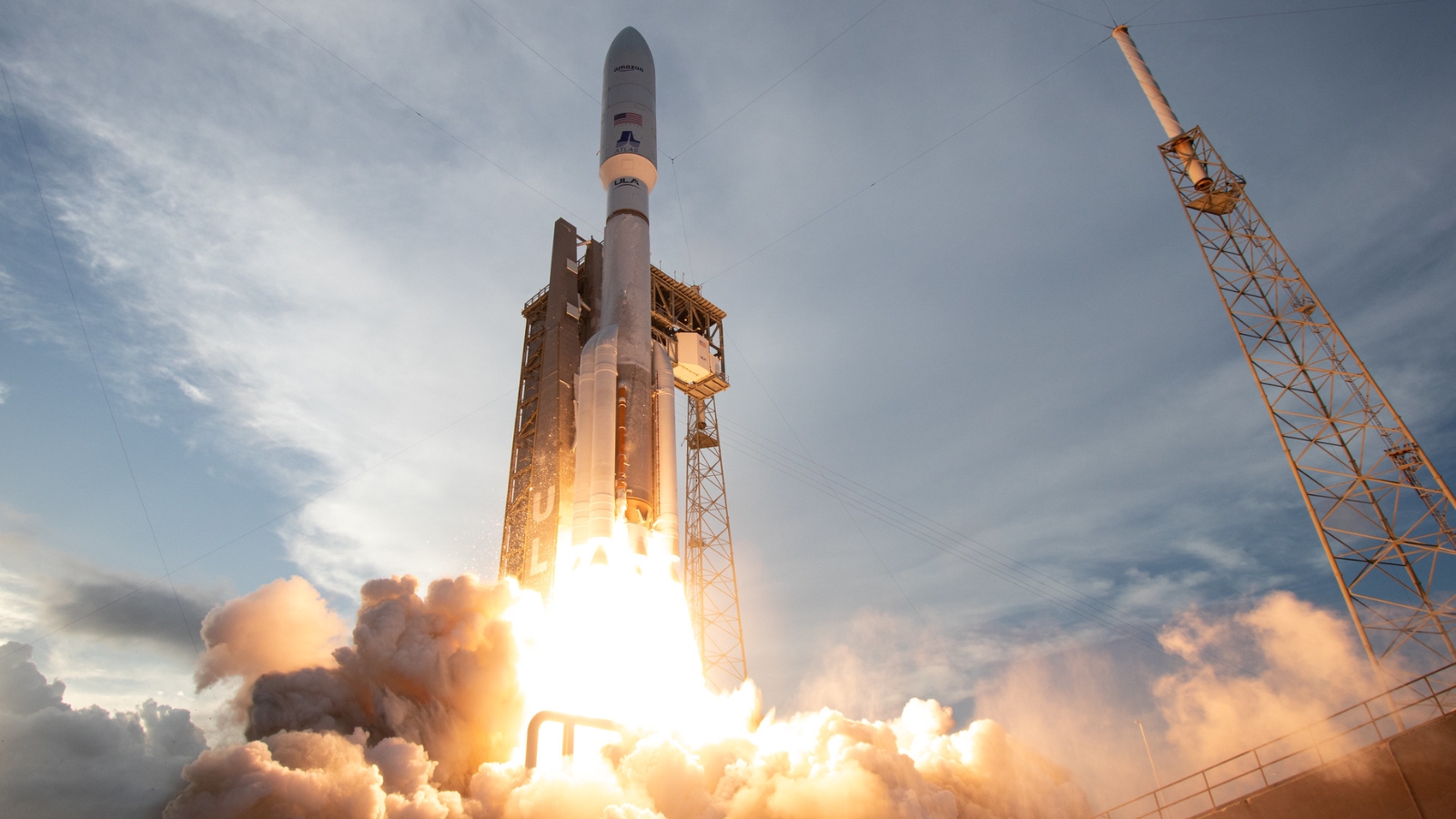 Amazon lança primeiros satélites do Projeto Kuiper para rivalizar com Starlink - Imagem: Project Kueper (Divulgação - X)