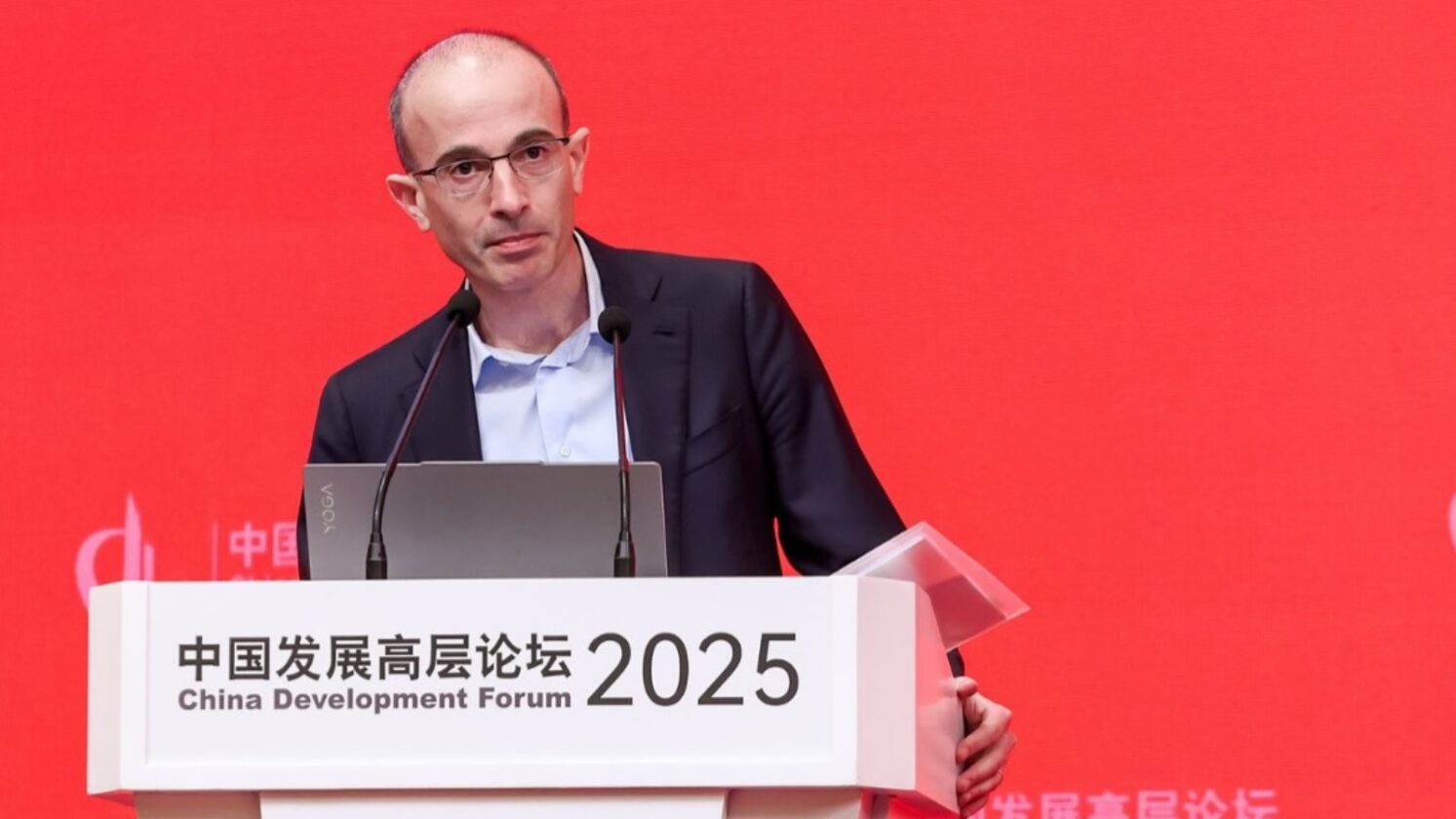 Autor de best-sellers, Yuval Harari diz que IA pode dominar narrativas e enganar humanos - Imagem: Instagram (Reprodução)