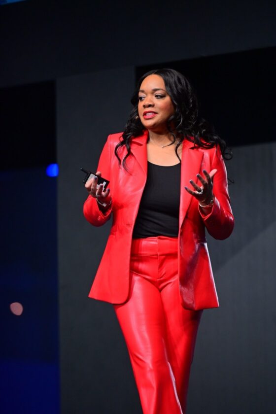 Imagem relacionada à pauta: Amazon cria nova organização de US$ 1 bilhão para acelerar agentes de IA em empresas