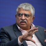 Nandan Nilekani durante evento de tecnologia