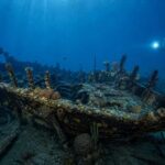 Imagem editorial gerada para a pauta: Novas imagens mostram o naufrágio do Quest, último navio de Shackleton